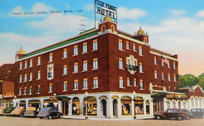 Four Flags Hotel - Postcard